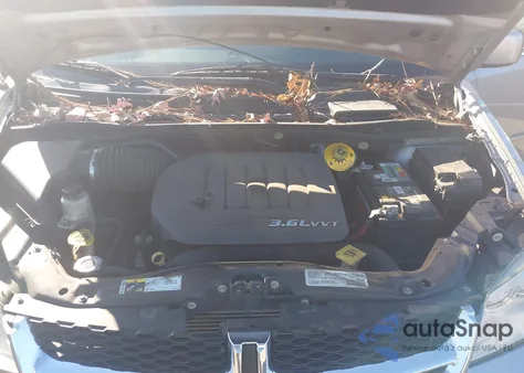 2017 Dodge Grand Caravan Sxt из США, поврежденный, VIN 2C4RDGCGXHR616884